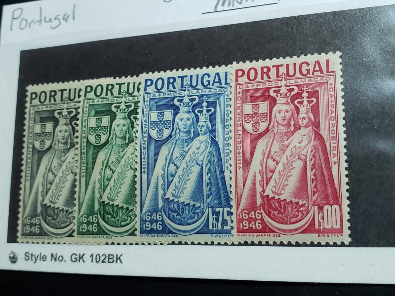Portugal Scott #671-74 Mint Never Hinged