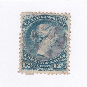 CANADA # 28 VF-121/2cts LARGE QUEEN LIGHTLY USED CAT VALUE $160