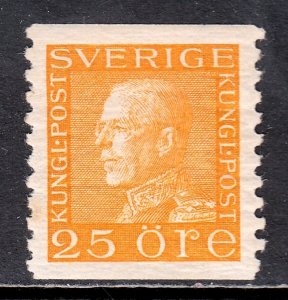 Sweden - Scott #177 - MH - Gum wrinkling, small thin on hinge - SCV $27