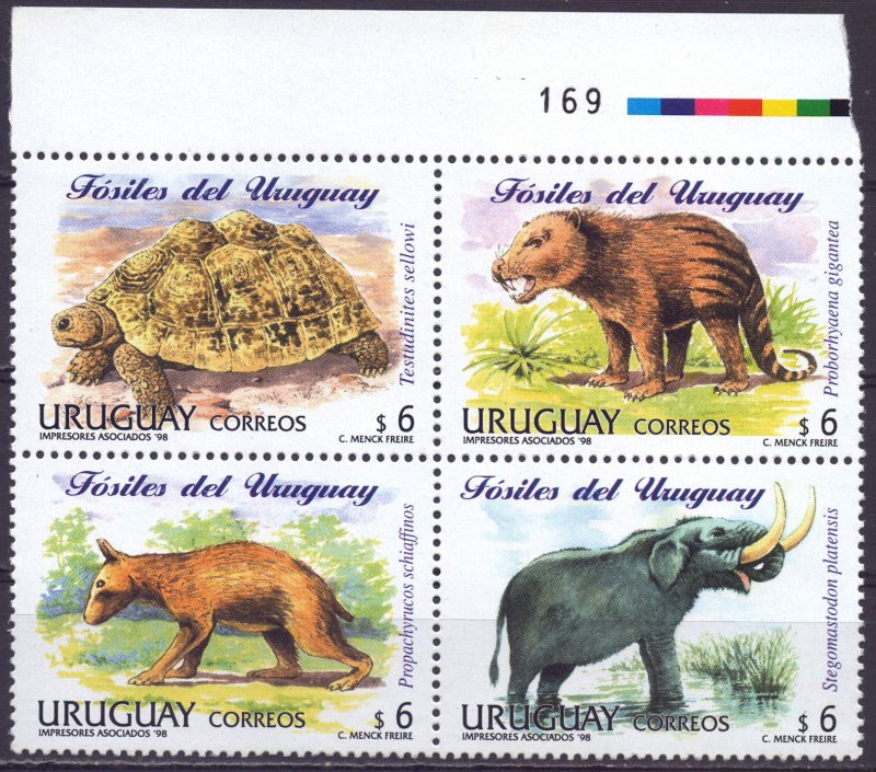 Uruguay. 1998. 2339-42. Dinosaurs. MVLH. 