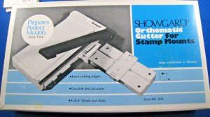 SHOWGARD STAMP MOUNT CUTTER - #604    NIB