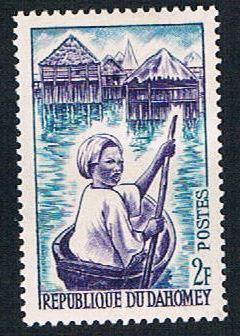 Dahomey 160 MLH Woman in canoe (BP1016)