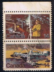 Canada. Mining SC 765-66 se-tennant vertical pair. FU