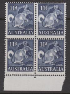 Australia 1961 Rabbit Bandicoot Sc#323 Block of 4 Mint Hinged on 2 stamps