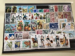 Spain 1974-1975 mint never hinged stamps Ref A8650