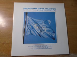 United Nations  New York 601-15 Geneva 211-25 Vienna 12-38  MNH  Fold5er 1992