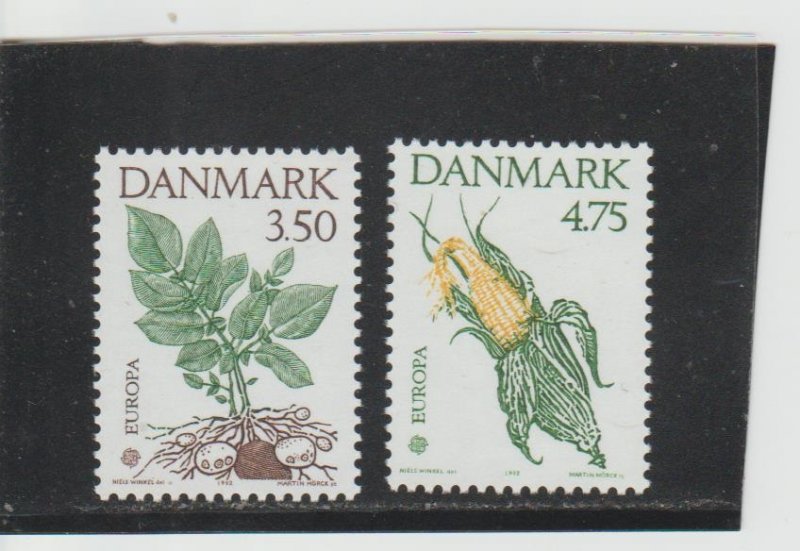 Denmark  Scott#  959-960  MNH  (1992 Discovery of America)