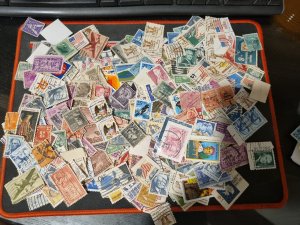 USA about 1000 stamps unchecked big lot Old Stamps Great #1069