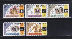 Dominica 521-525 Set MNH Queen Elizabeth II Silver Jubilee (B)