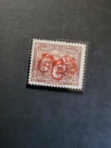 Stamps Columbia Scott #521 never hinged