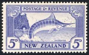 New Zealand SG563 5d Perf 13-14 x 13.5 Single Wmk M/M (toned Gum) Cat 25 pounds