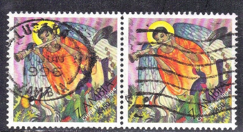 ZAMBIA  #647  USED  1995  CHRISTMAS  CONNECTED PAIR    SEE SCAN