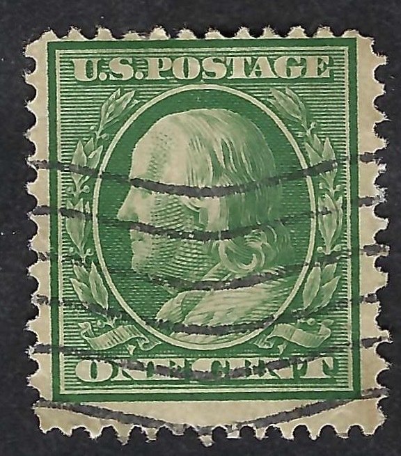 United States #374 1¢ Benjamin Franklin (1910). Green. Fine centering. Used