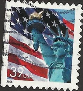 # 3985 USED FLAG AND STATUE OF LIBERTY