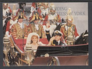 St Vincent Grenadines 541 Royal Wedding Souvenir Sheet MNH VF