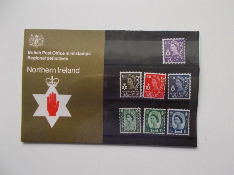 1970 N. Ireland Machins 3d to 1/6- Original Cellophane Presentation Pack no.25 