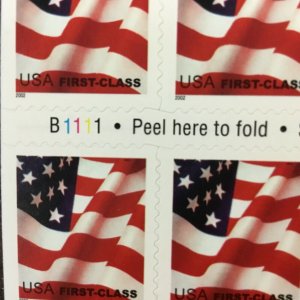 3623     USA, Flag    MNH (37Â¢) Self-adhesive Pane of 20.  Issued in 2002.