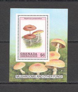 B1090 Grenada Grenadines Flora Nature Mushrooms & Other Fungi 1Bl Mnh