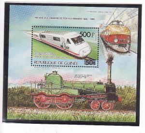 Guinea-Sc#995-sheet-unused-NH-Trains-Locomotives-Railways-