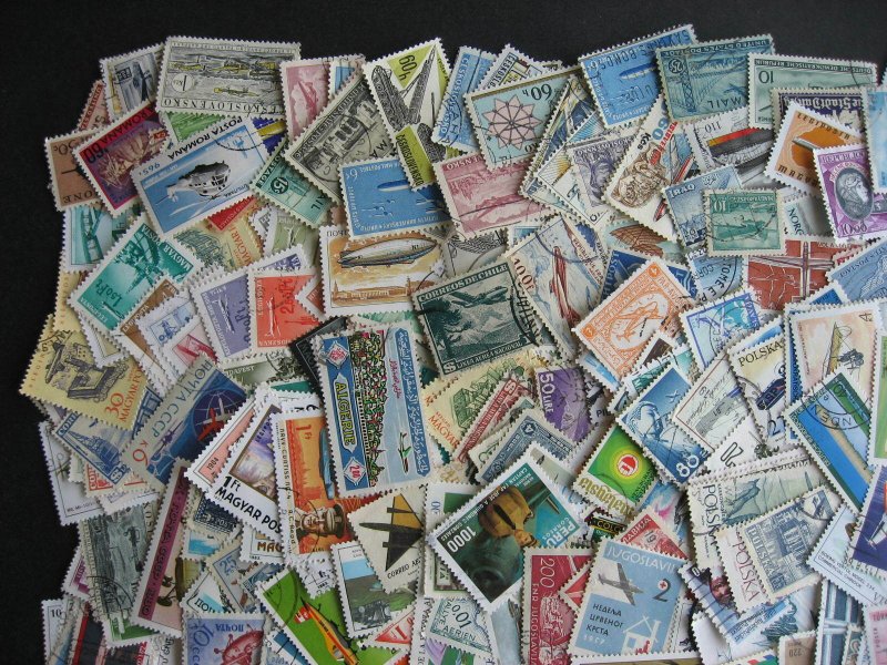 Topical hoard breakup 500 Airplanes, Aircraft. Duplicates, mixed condition. 