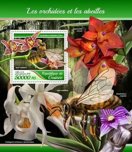 GUINEA - 2017 - Orchids and Bees - Perf Souv Sheet - MNH