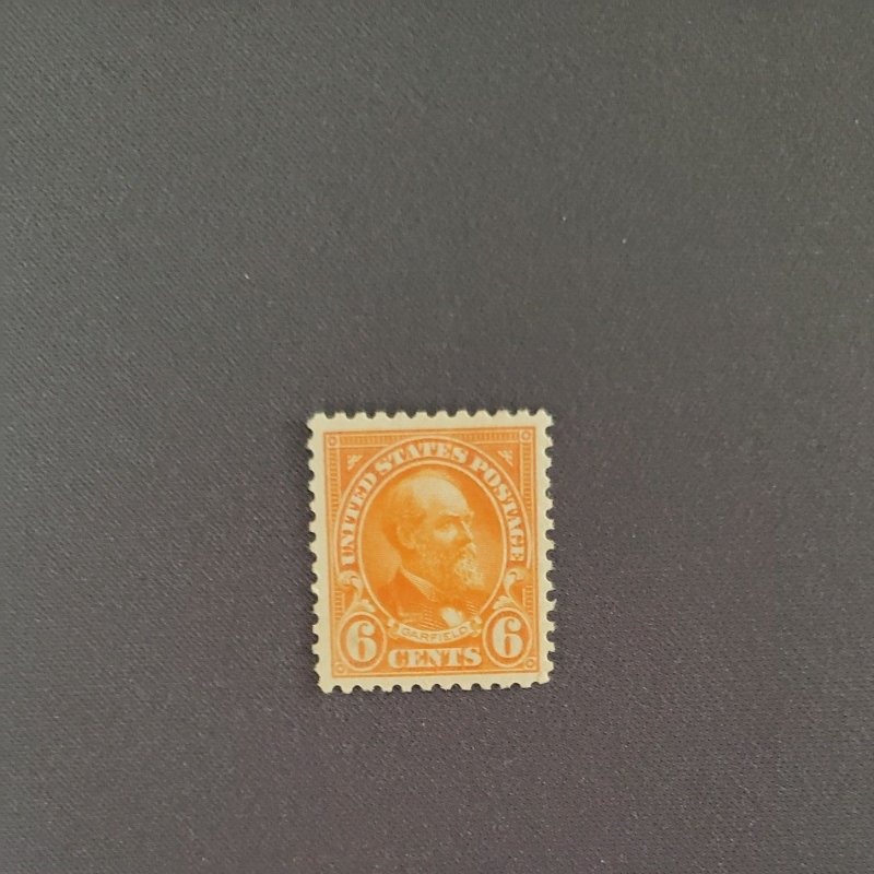 558, Garfield, Mint Prev Hinged, CV $52.00