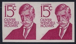 1305Ej - VF+ Imperf Error / EFO Pair Type II Cat $55 Oliver Wendell Holmes MNH