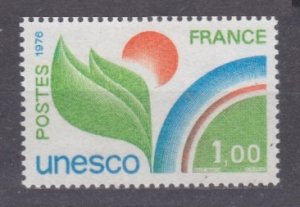 1976 France DU17 UNESCO 1,30 €