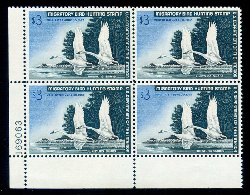 MOMEN: US STAMPS #RW33 INTACT PLATE BLOCK OF 4 DUCK MINT OG NH VF CAT. $500