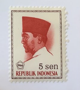 Indonesia 1966-67 Scott 670 MH - 5s,  President Sukarno