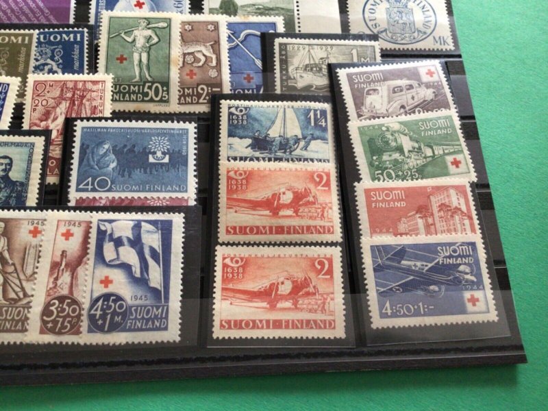 Finland  mounted mint  stamps A12051