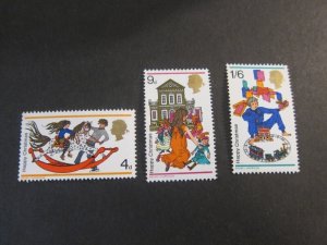 Great Britain 1968 Sc 572-74 set MNH