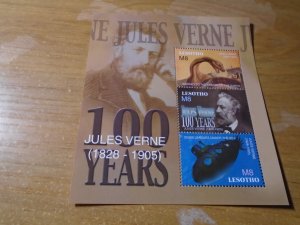 Lesotho  #  1377  MNH  Jules Verne & Dinosaurs