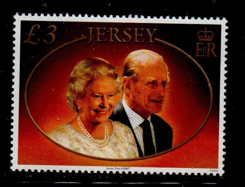 Jersey Sc 1296 2007 Diamond Wedding QE II stamp mint NH