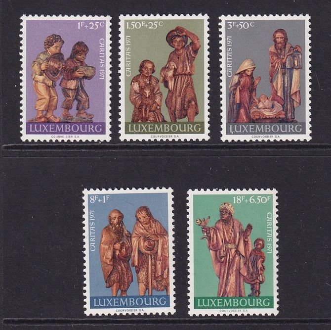 Luxembourg   #B282-B286  MNH  1971  wooden statues