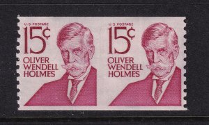 1978 Imperforate coil pair Sc 1305Eh 15c Oliver Wendell Holmes error MNH (L5