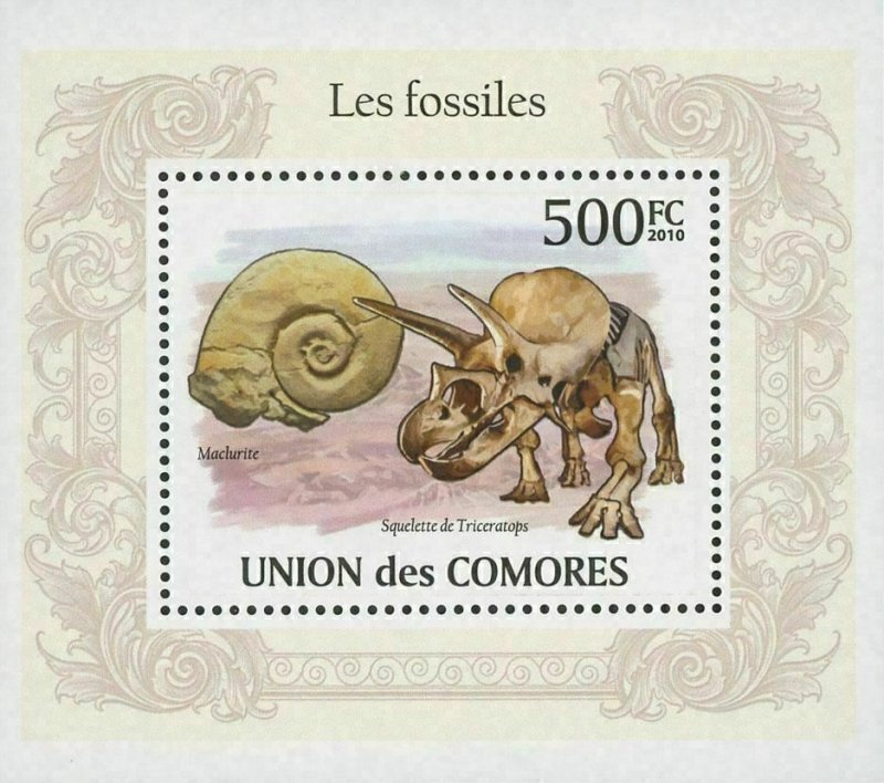 Fossils Triceratops Skeleton Mini Sov. Sheet MNH Mint