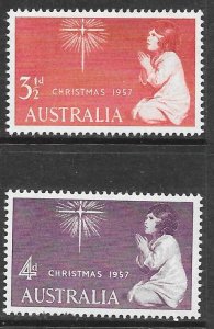 Australia 306-307: Praying child, after a painting by Reynolds, MNH, VF