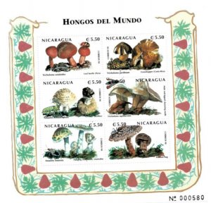 Nicaragua 1999 - Mushrooms - Sheet of 6 stamps - Scott #2289 - MNH