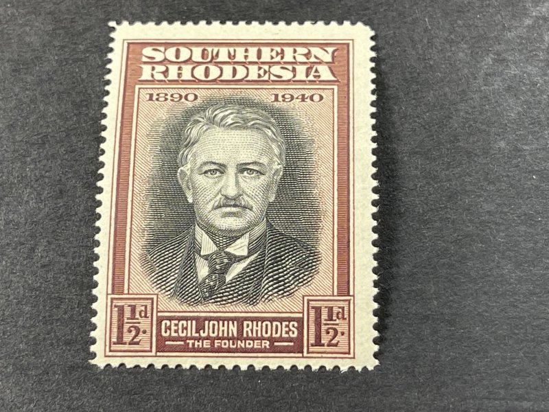 SOUTHERN RHODESIA # 58*(SG # 55a)-MINT NEVER/HINGED---RECUT COLLAR VAR.---1940