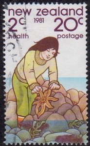 New Zealand B109 - Used - 20c + 2c Girl / Starfish (1981) (cv $0.75)