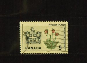 14210   CANADA   Used # 427i     Error - Break in Stamen         CV$ 4.00