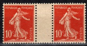 France #155 F-VF Unused  Gutter Pair (X229)