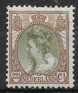 NETHERLANDS SG187 1898 22½c GREEN & BROWN MTD MINT