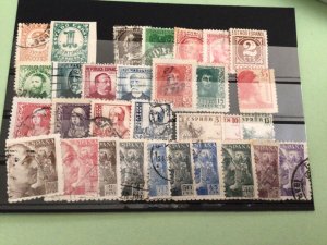 Spain 1930’s -1946 mounted mint & used stamps  Ref A8876