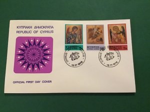 Cyprus First Day Cover Christmas 1976 Stamp Cover R43131