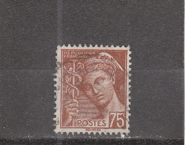 France  Scott#  369  Used  (1939 Mercury)