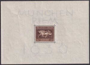 Sc# B90 Germany Horse Racing 1936 MNH SS Souvenir Sheet CV $24.00