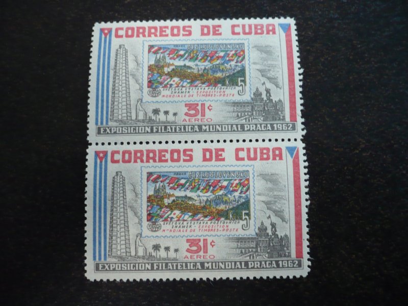 Stamps - Cuba - Scott# C238 - Mint Hinged Pair of Single Stamp