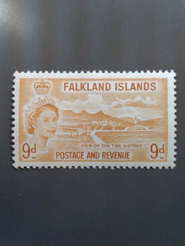 Falkland Islands 126 VF MVLH. Scott $ 10.50